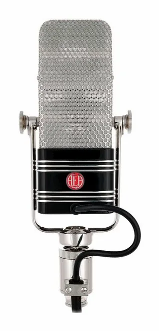 AEA R44CX, vista 3