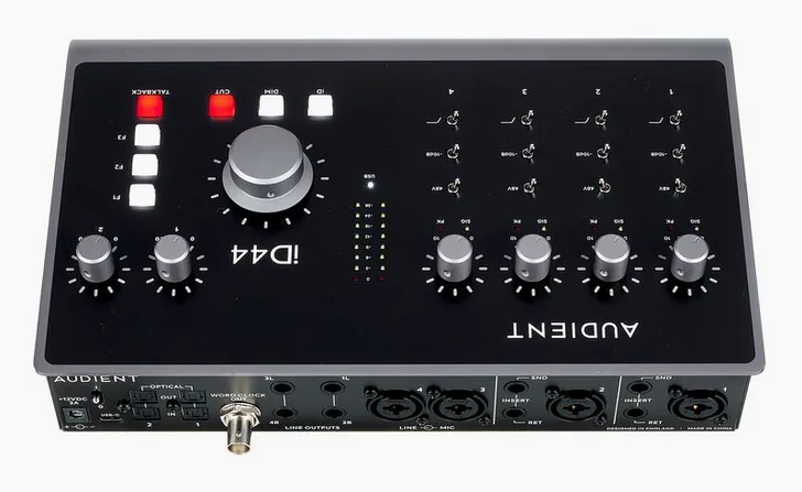 Audient iD44 MKII, vista 4