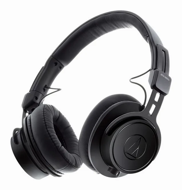 Audio-Technica ATH-M60xa de frente, sobre fondo claro