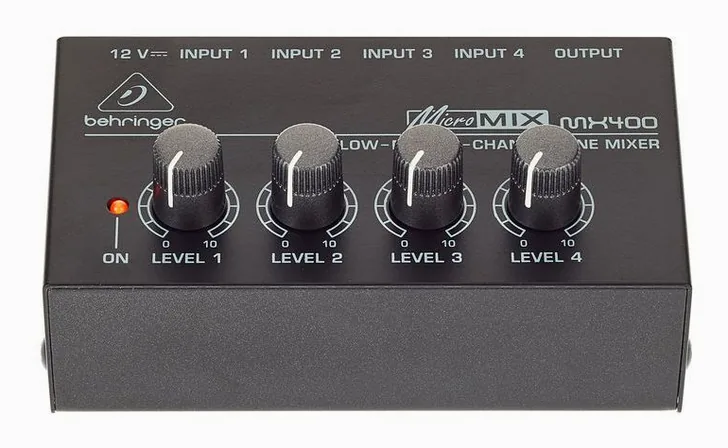 Behringer MX400, vista 2
