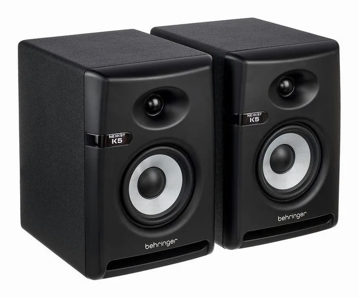 Behringer NEKKST K5, vista 3