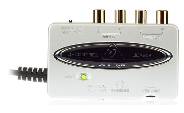 Behringer U-Control UCA202, vista 2