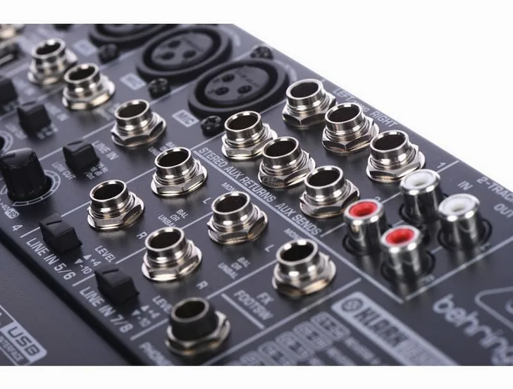 Behringer Xenyx QX1204USB, vista 4