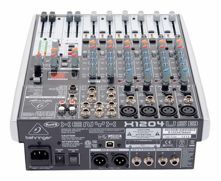 Behringer Xenyx X1204 USB, vista 3