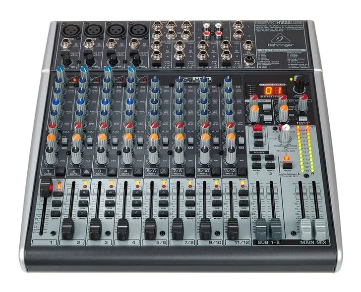 Behringer Xenyx X1622USB, vista 2