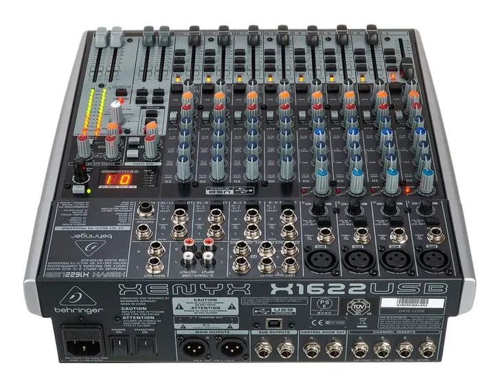 Behringer Xenyx X1622USB, vista 4