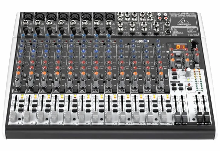 Behringer Xenyx X2222USB, vista 2