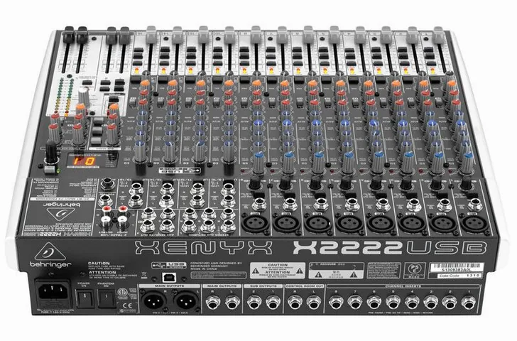 Behringer Xenyx X2222USB, vista 4