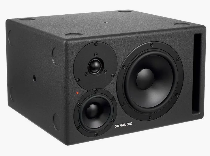 Dynaudio Core 47 Left, vista 3