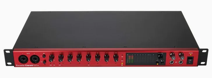 Focusrite Clarett+ 8Pre, vista 2