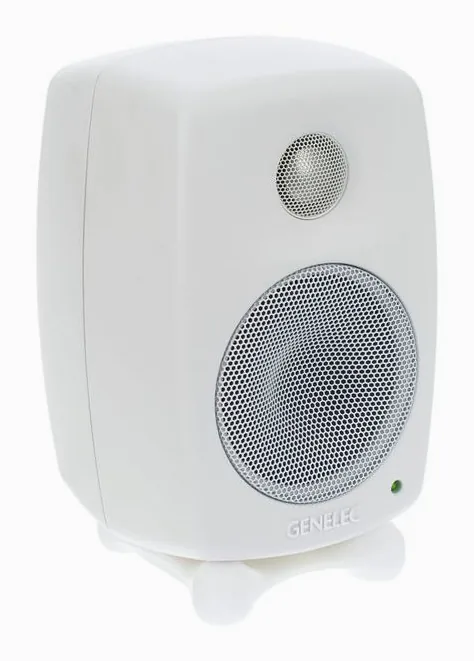 Genelec 8010 AW, vista 3