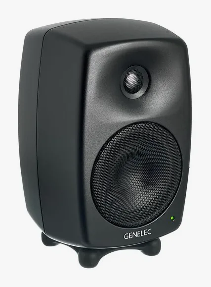 Genelec 8030 CM, vista 3