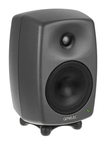 Genelec 8030 CP, vista 3