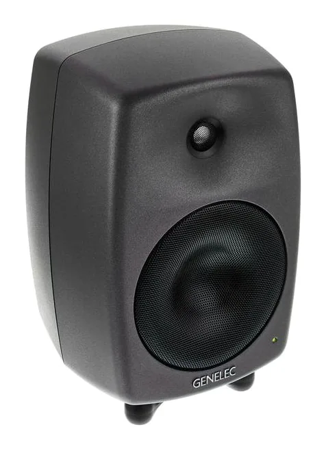 Genelec 8040 BPM, vista 3