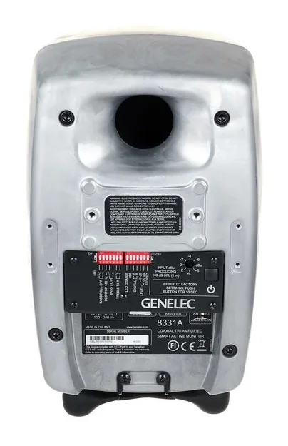 Genelec 8331 RAW, vista 4