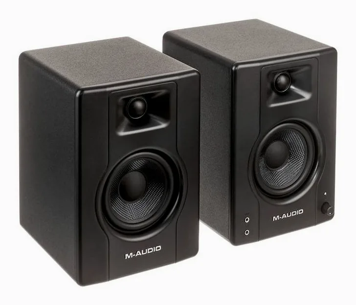 M-Audio BX4, vista 3