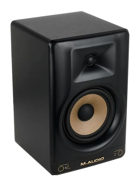 M-Audio Forty Sixty, vista 3