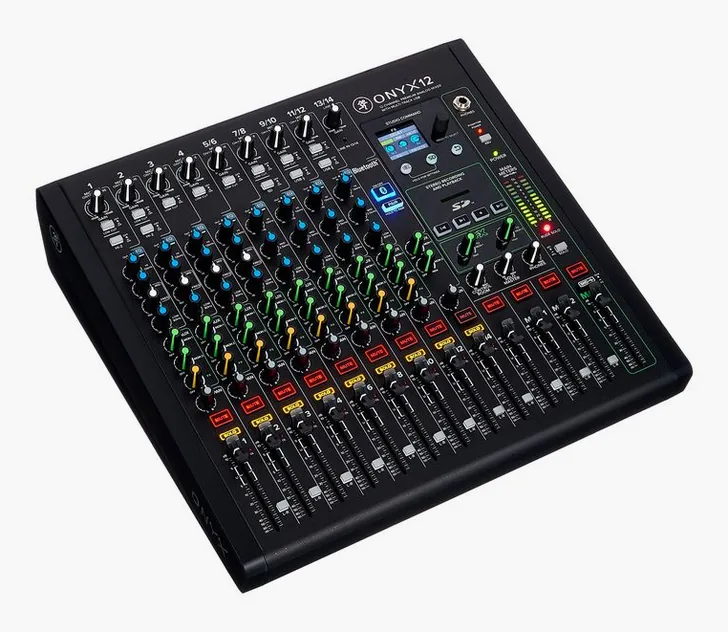 Mackie Onyx12, vista 3