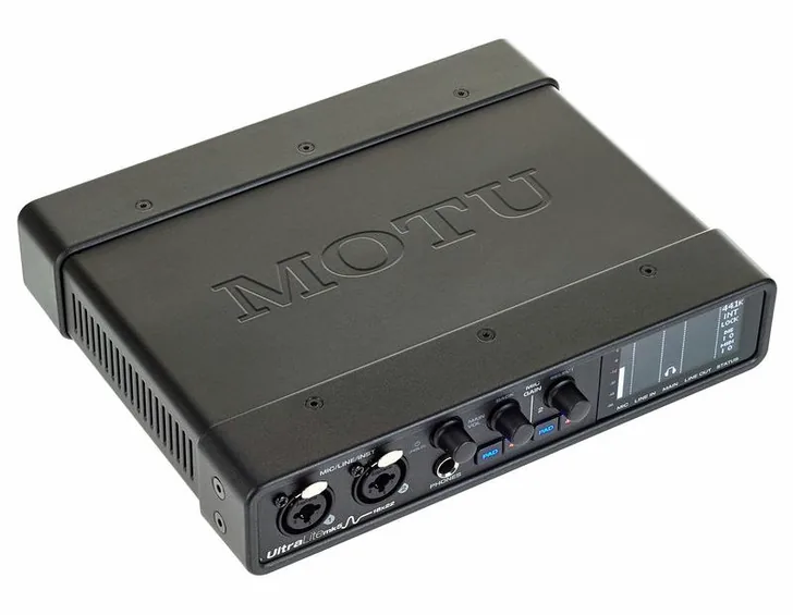 MOTU UltraLite mk5, vista 3