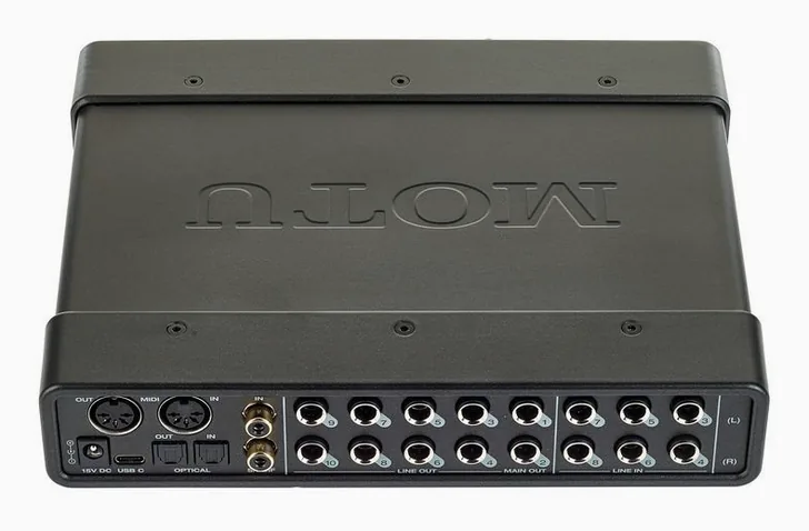 MOTU UltraLite mk5, vista 4