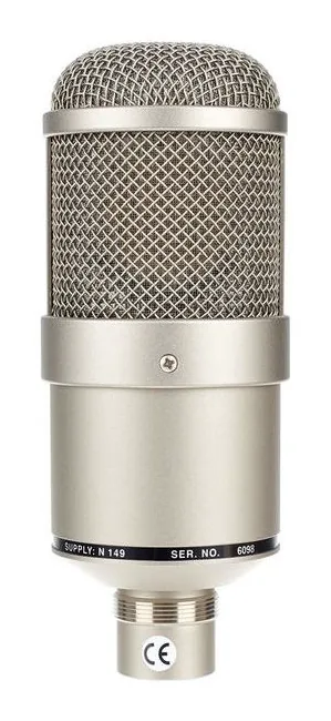 Neumann M147, vista 3