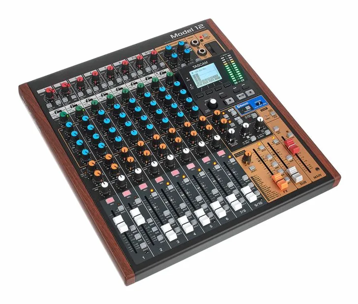 Tascam Model 12, vista 3