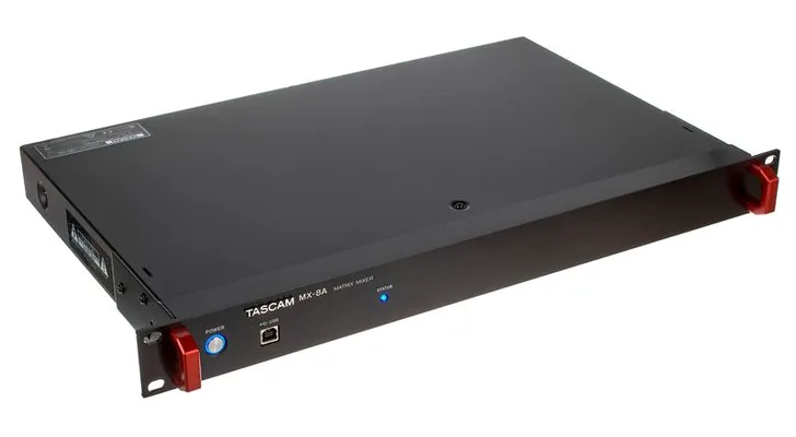 Tascam MX-8A, vista 3