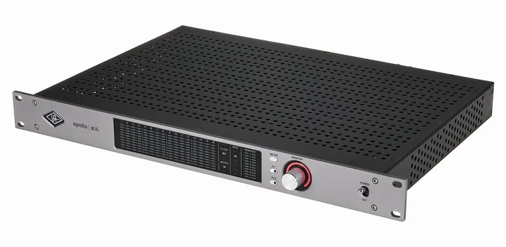 Universal Audio Apollo x16 Gen2 Complete, vista 2