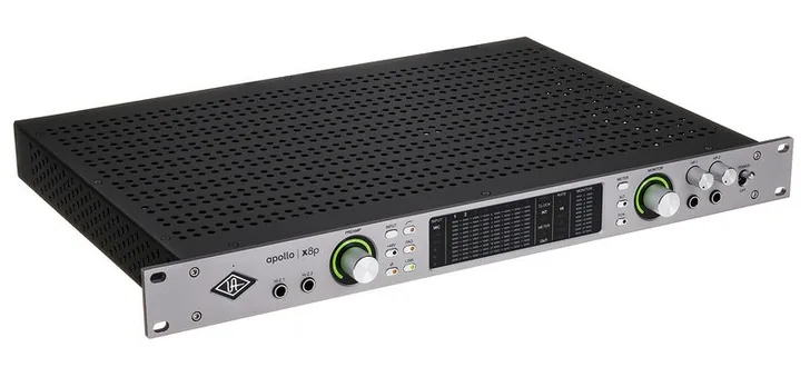 Universal Audio Apollo x8p Gen2 AC, vista 4
