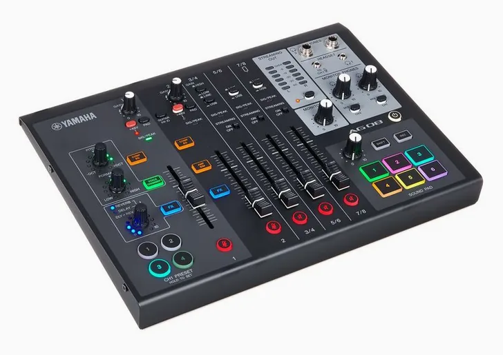 Yamaha AG08 BL, vista 3