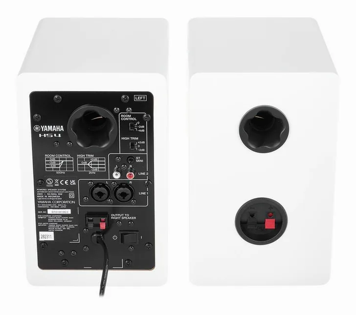 Yamaha HS 4 W, vista 4