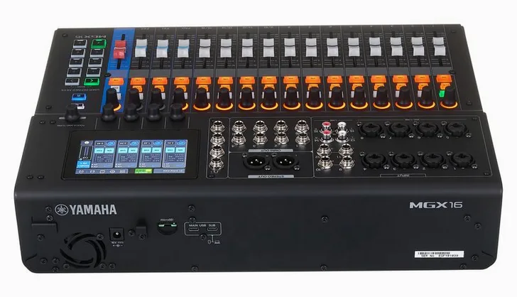 Yamaha MGX16 BK, vista 4