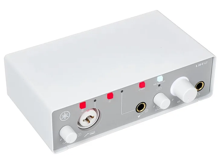 Yamaha UR12 MK3 White, vista 3